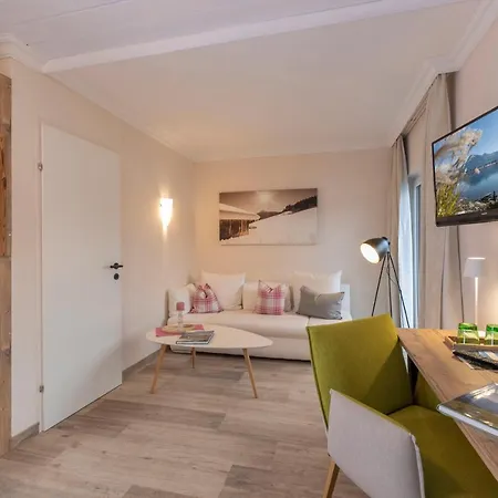 Seehang Garni Hotel