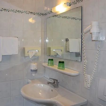 Hotel Seehang Garni 3*